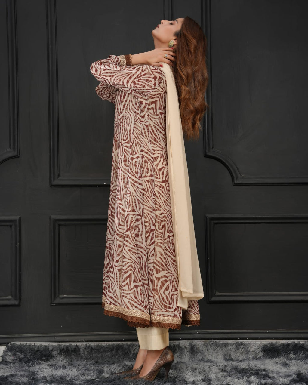 Desert Muse -3 Piece Stitched suit