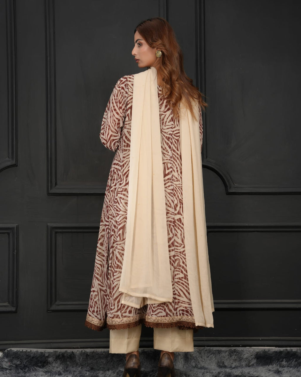 Desert Muse -3 Piece Stitched suit
