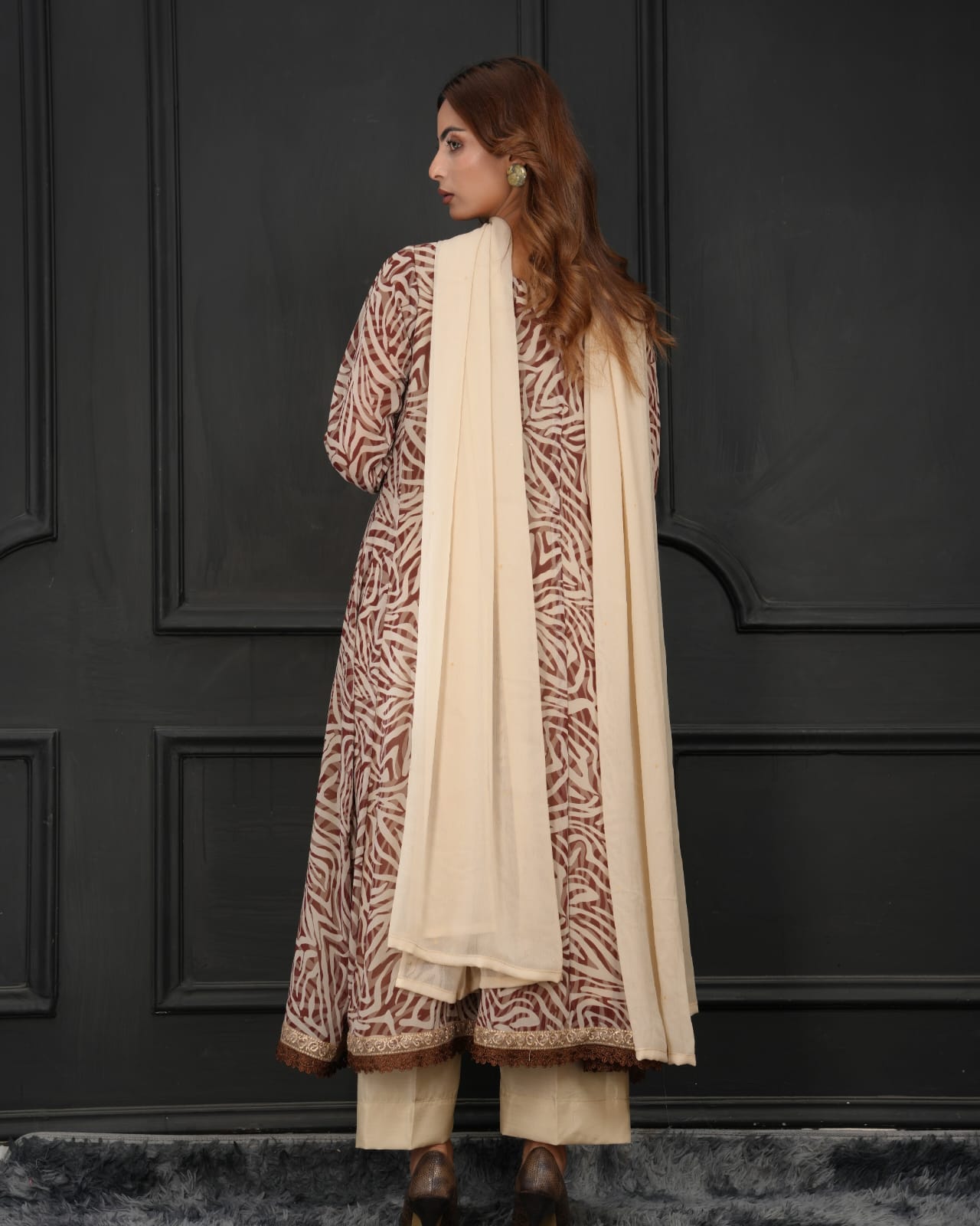 Desert Muse -3 Piece Stitched suit