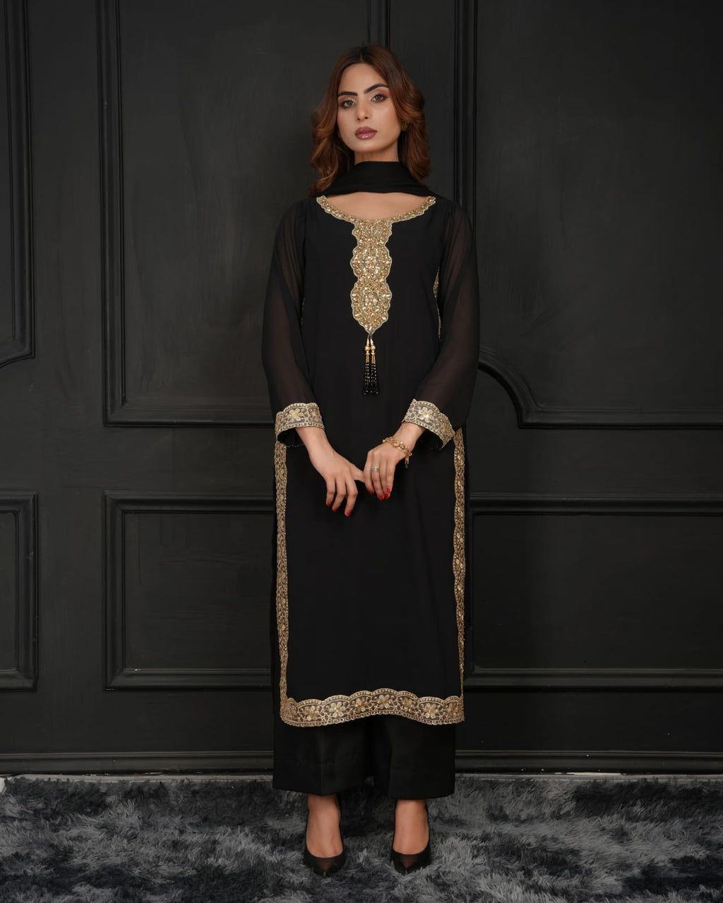 Gold Noir-3 Piece Stitched suit