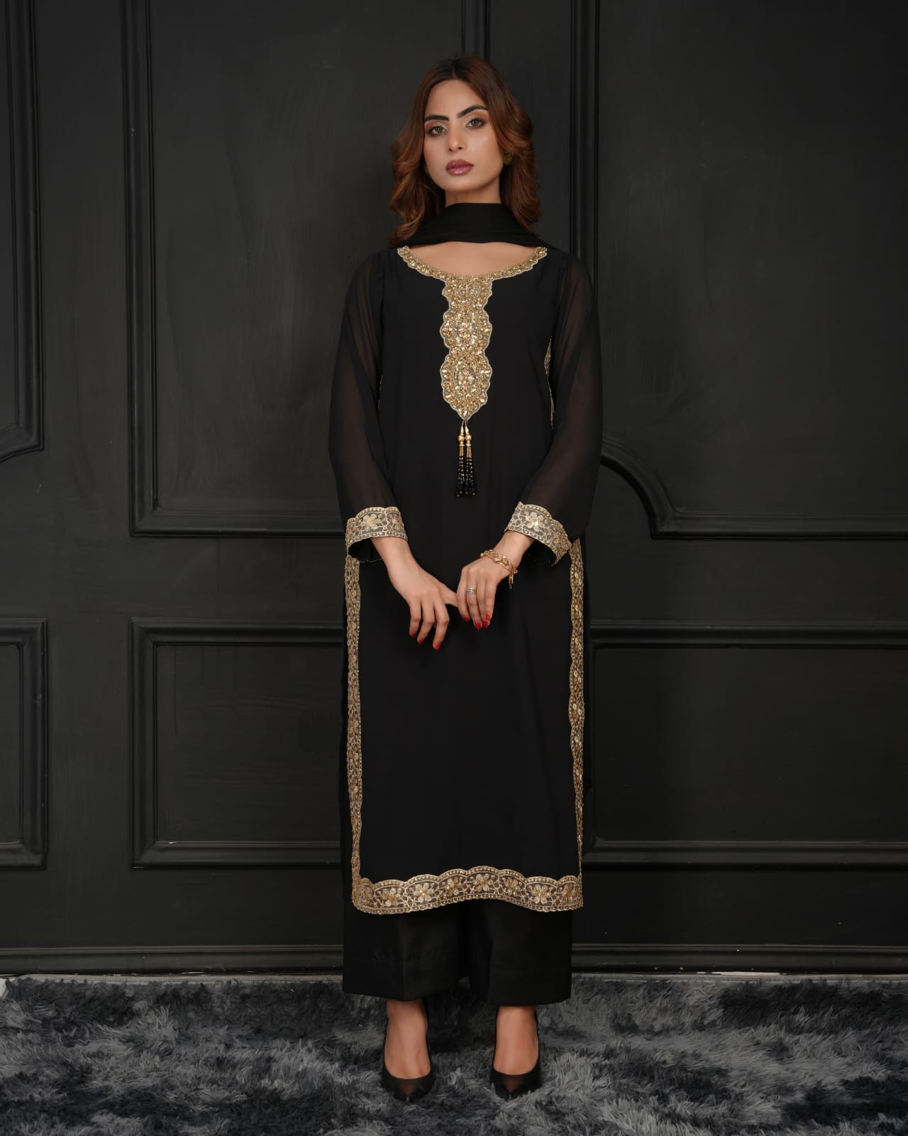 Gold Noir-3 Piece Stitched suit