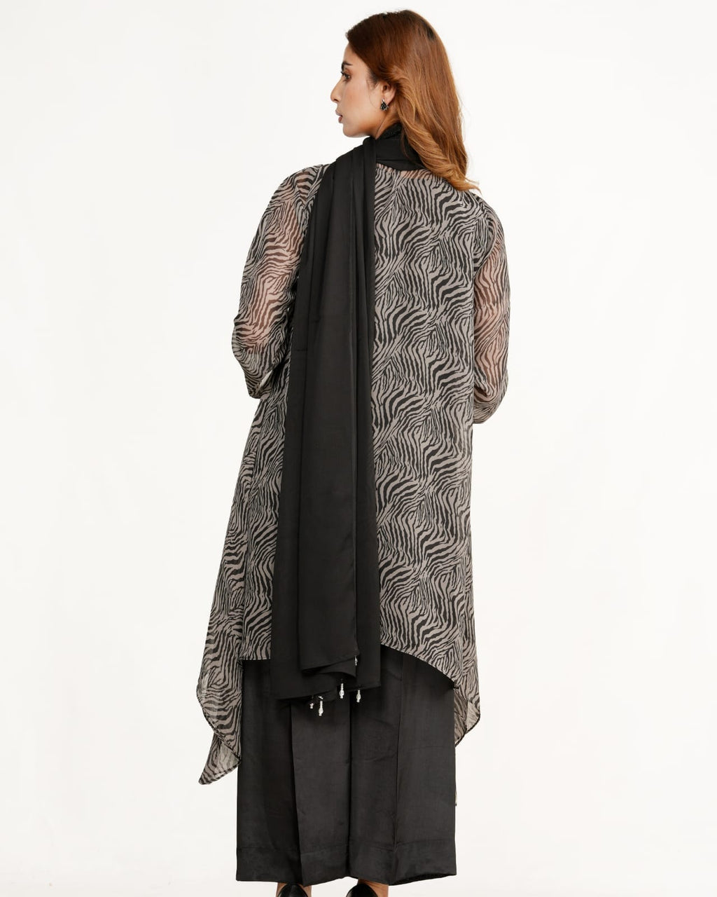 Nyra-3 Piece Stitched suit